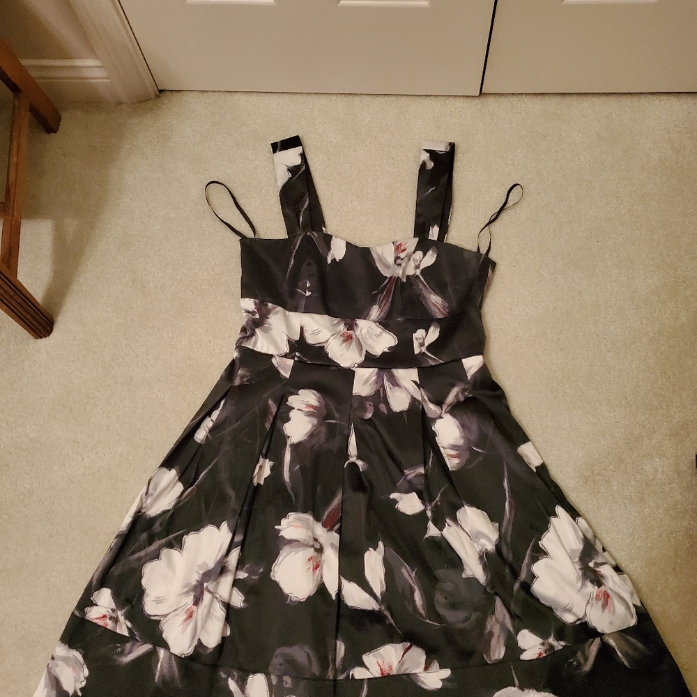 White House Black Market Floral Dress